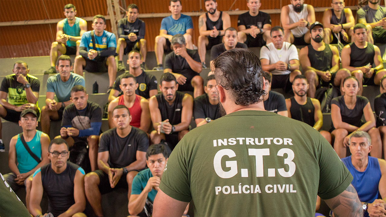 CANDIDATOS AO I CURSO DE OPERAÇÕES POLICIAIS DA POLÍCIA CIVIL DO AMAPÁ REALIZAM TESTE DE APTIDÃO FÍSICA